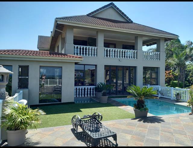 9 BEDROOM HOUSE FOR SALE IN UMTENTWENI